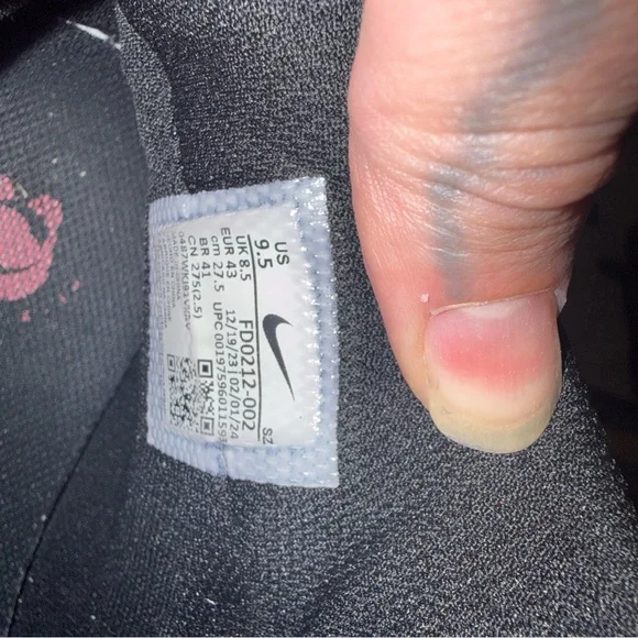 Nike Black and Purple Outerwear - Picture 5 of 7